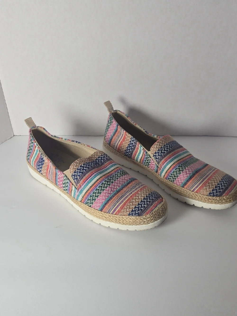 Skechers BOBS Flexpadrille LO-On Slip-On Women Sz 8.5 Knit Memory Foam 113988
